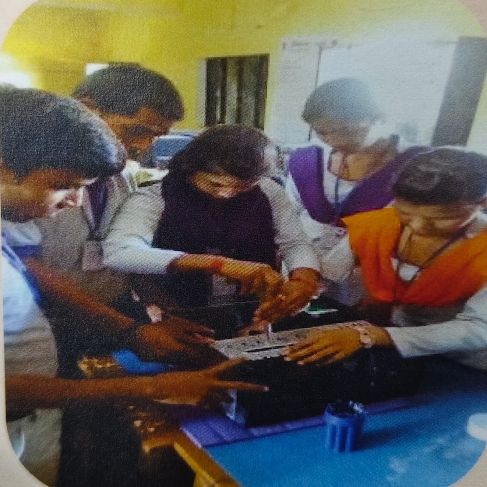 WhatsApp Image 2025-11-29 at 17.01.42_37359049