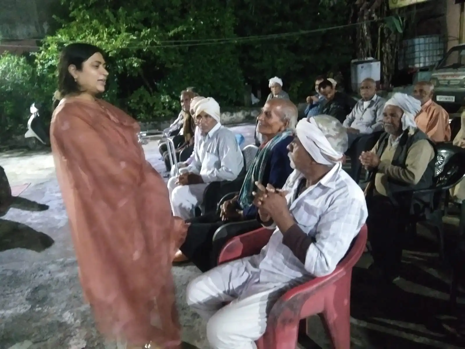 74ca6c02-8090-4118-a33f-f69b4fa18647